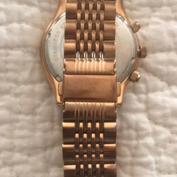 Rose Gold MK Watch - Picture 2 of 3